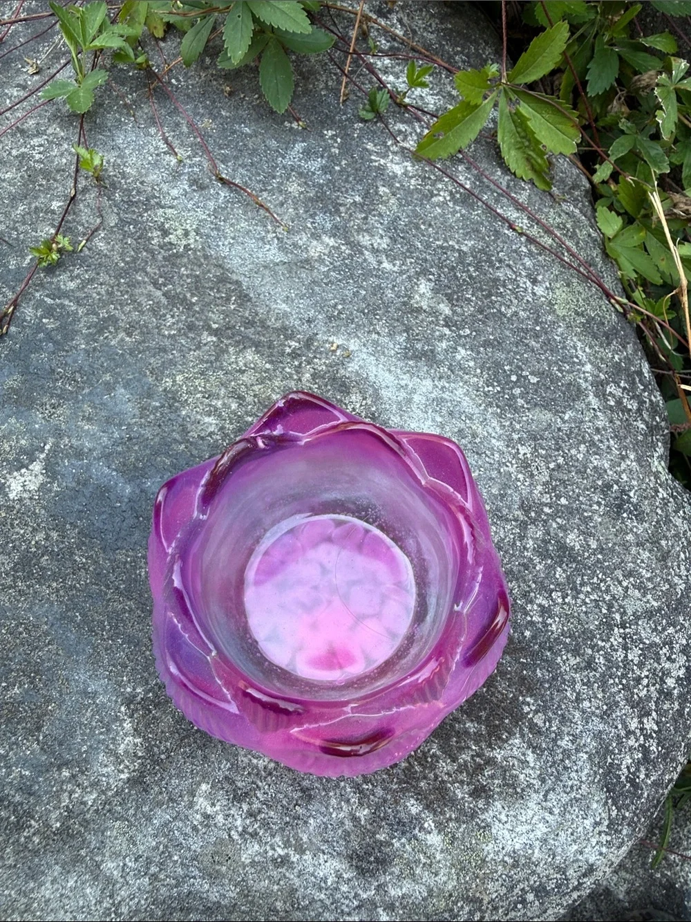 Pink Lotus-Shaped resin candle holder